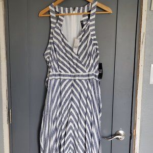Fit and flare sleeveless dress